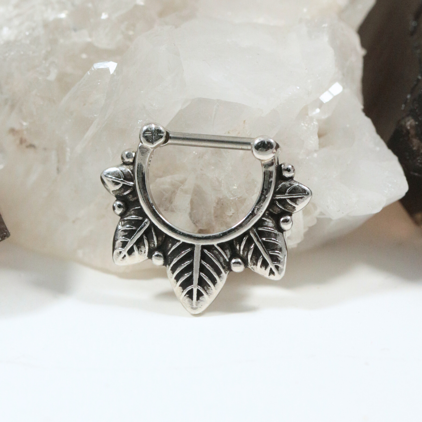 316L Surgical Steel Leaf Septum Clicker Ring - Monster Piercing