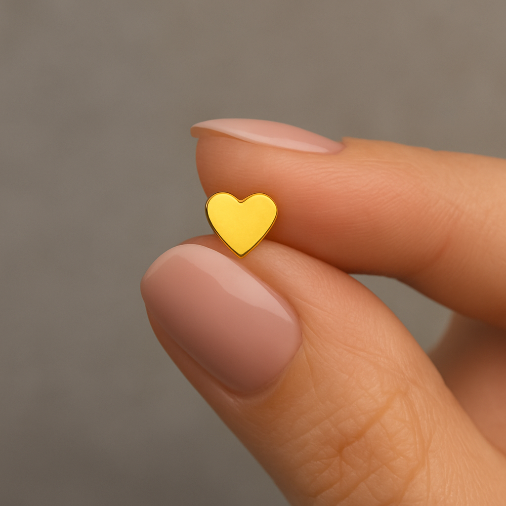 9K Gold Plain Flat Heart Design Nose Bone - Monster Piercing