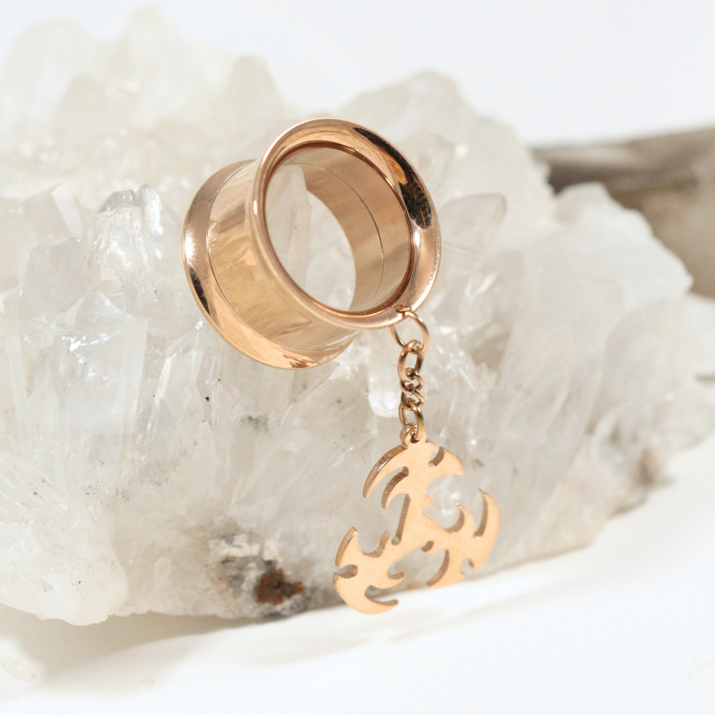 316L Surgical Steel Dangling Ninja Star Internally Threaded Tunnel