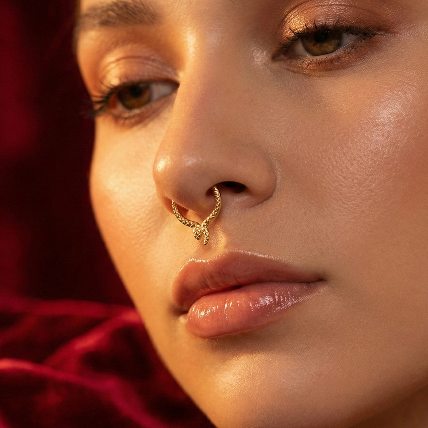 G23 Titanium Snake Design Segment Clicker Ring