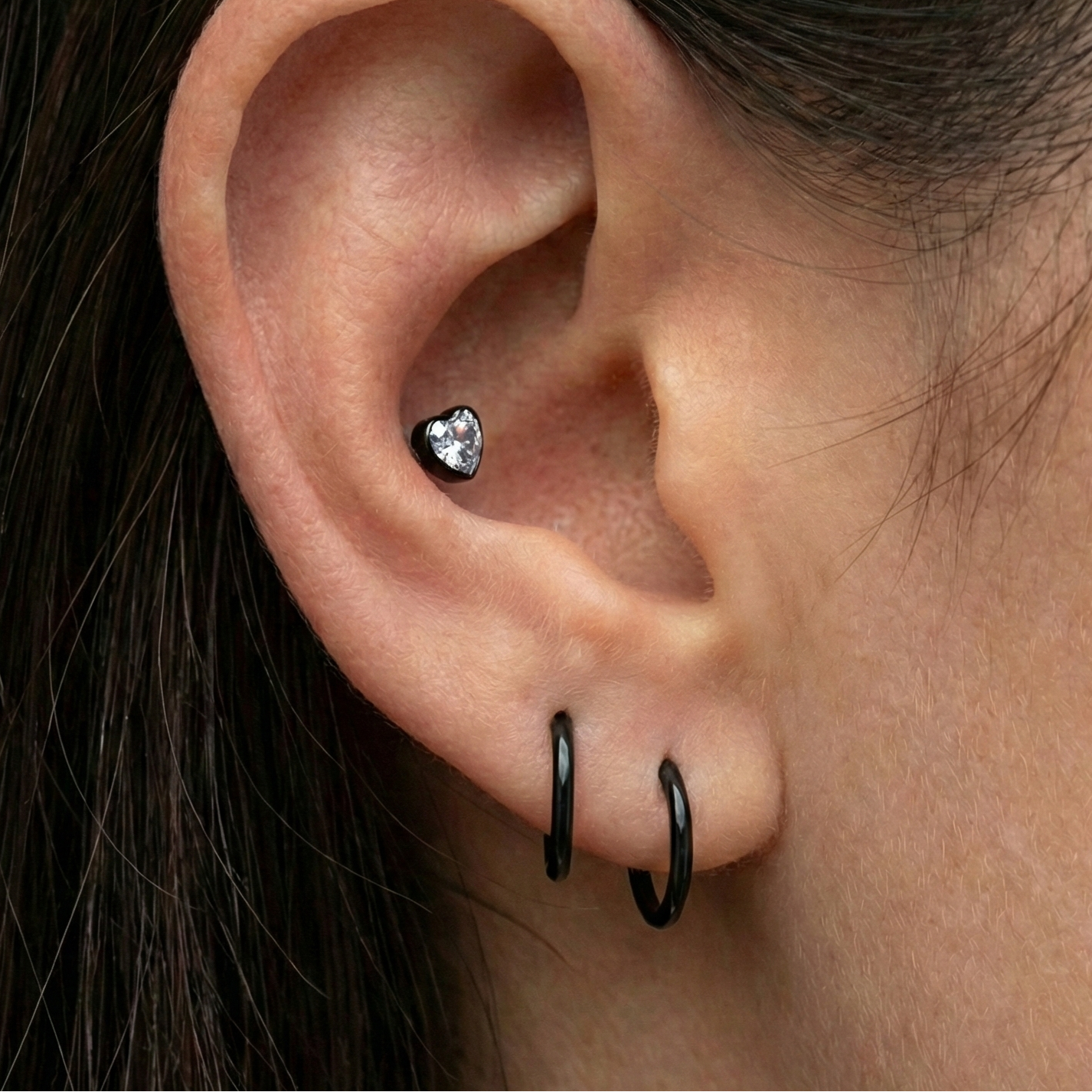 G23 Titanium CZ Jewelled Heart Threadless Push-fit Top