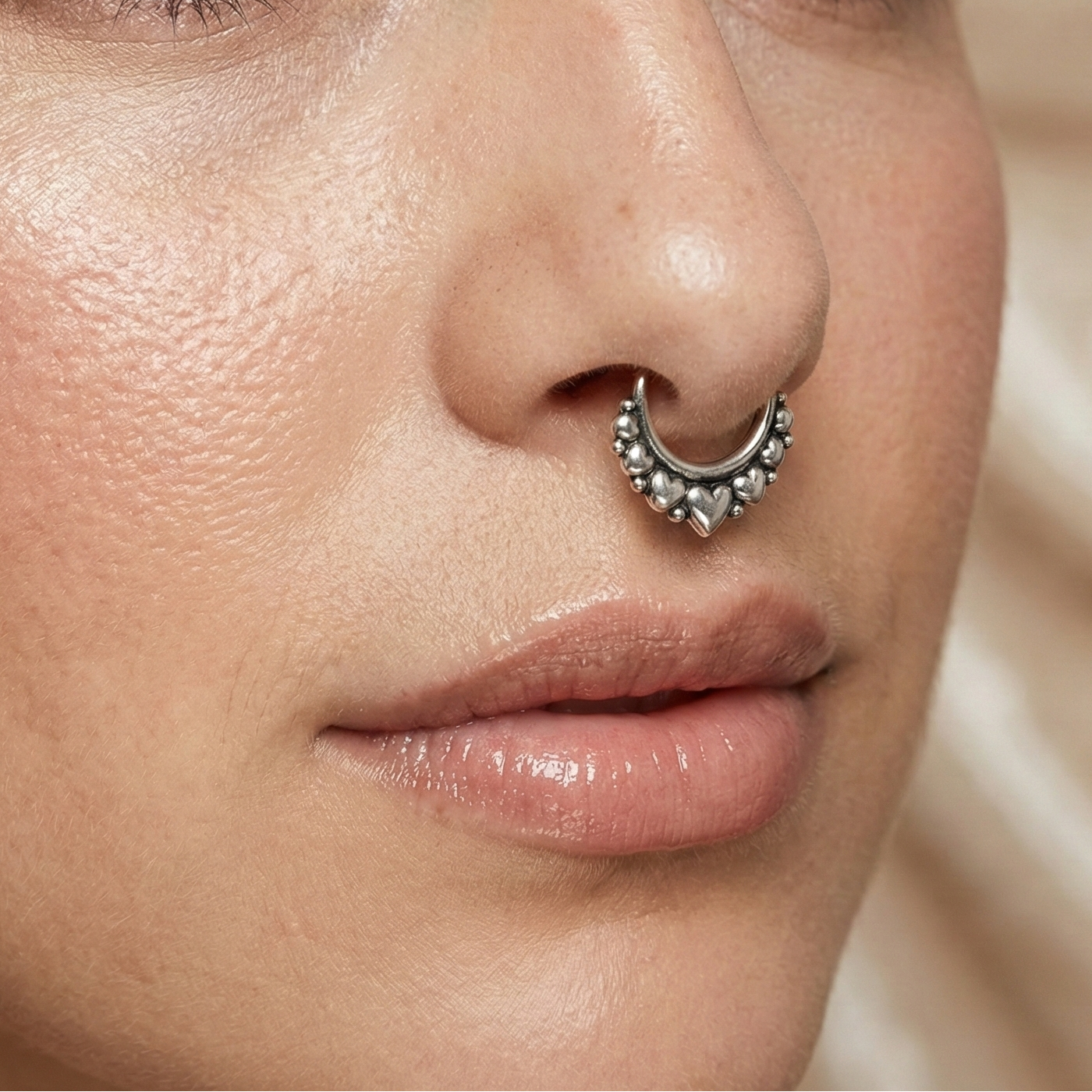 316L Surgical Steel Multi-Hearts Paved Septum Clicker Ring