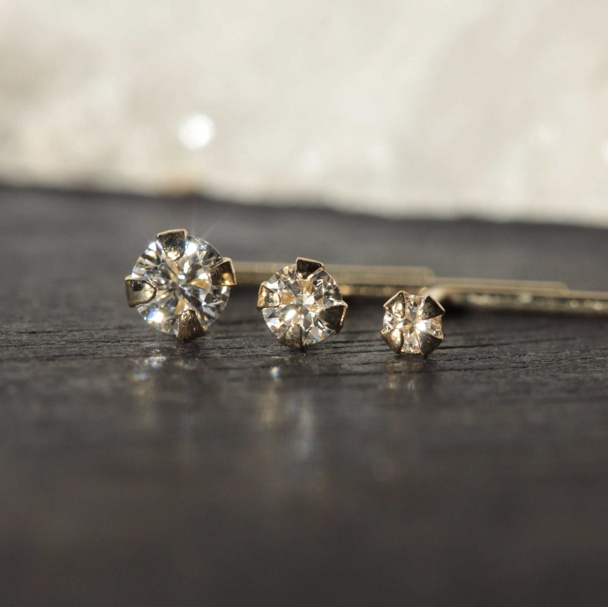 14K Gold Claw Set Round Lab Grown Diamond L-Bend Nose Stud - Monster Piercing